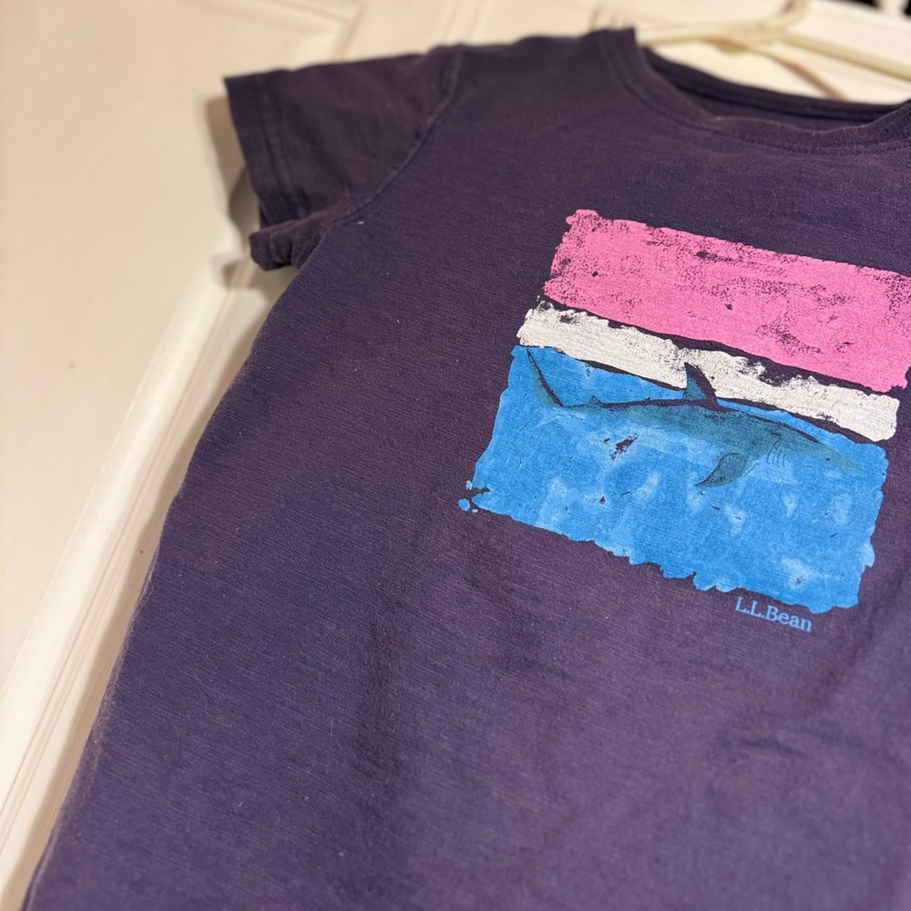 L.L. Bean girls graphic print top size 6